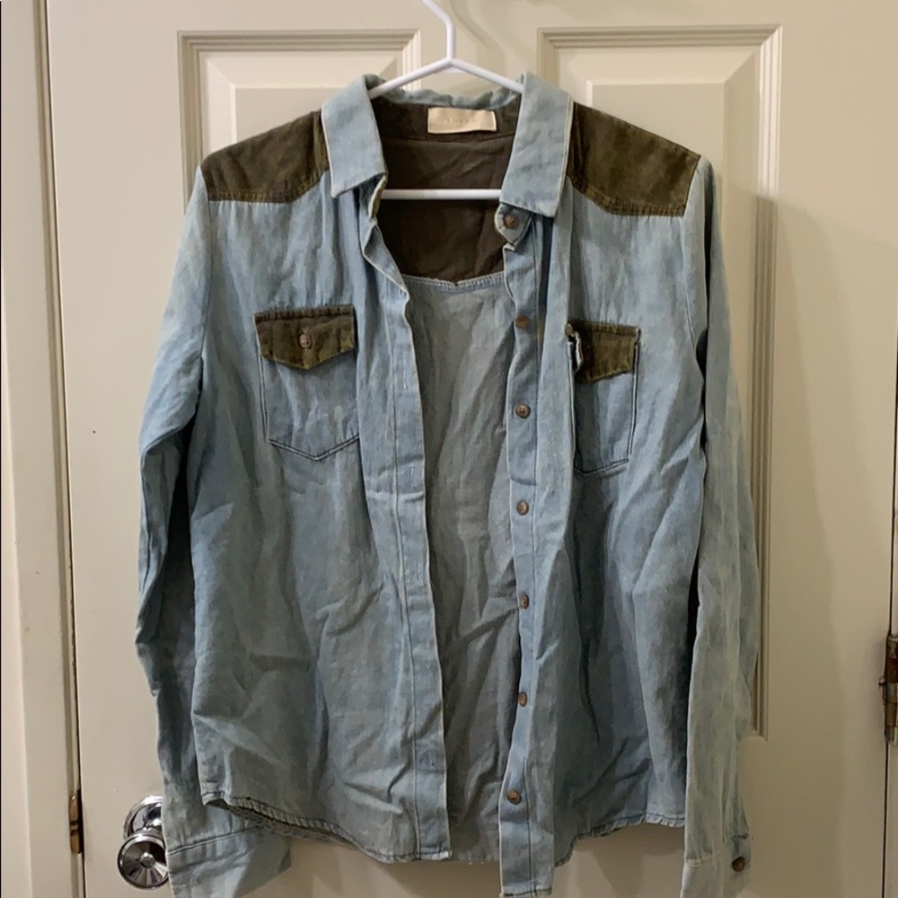 Loft 82 denim button up